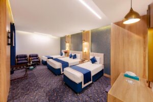 quadrople-room-2